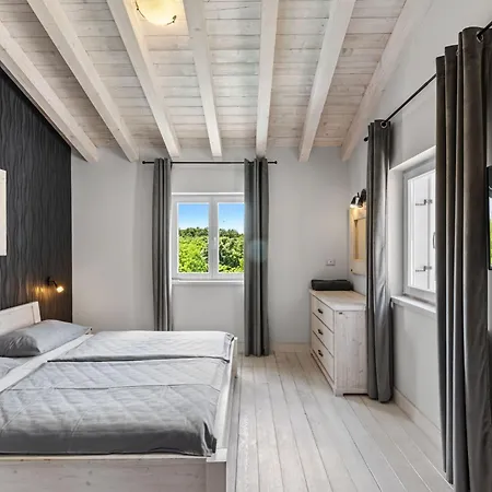 Monet By Interhome *