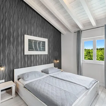 Дом отдыха Monet By Interhome Butkovici (Istria)